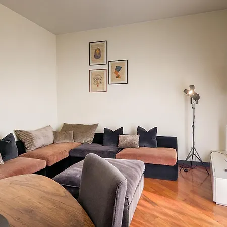 Daire Flats4rent Residenza Ai Tigli *