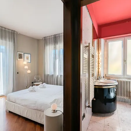 Daire Flats4rent Residenza Ai Tigli *